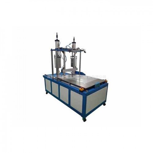 Automatic ultrasonic welding machine